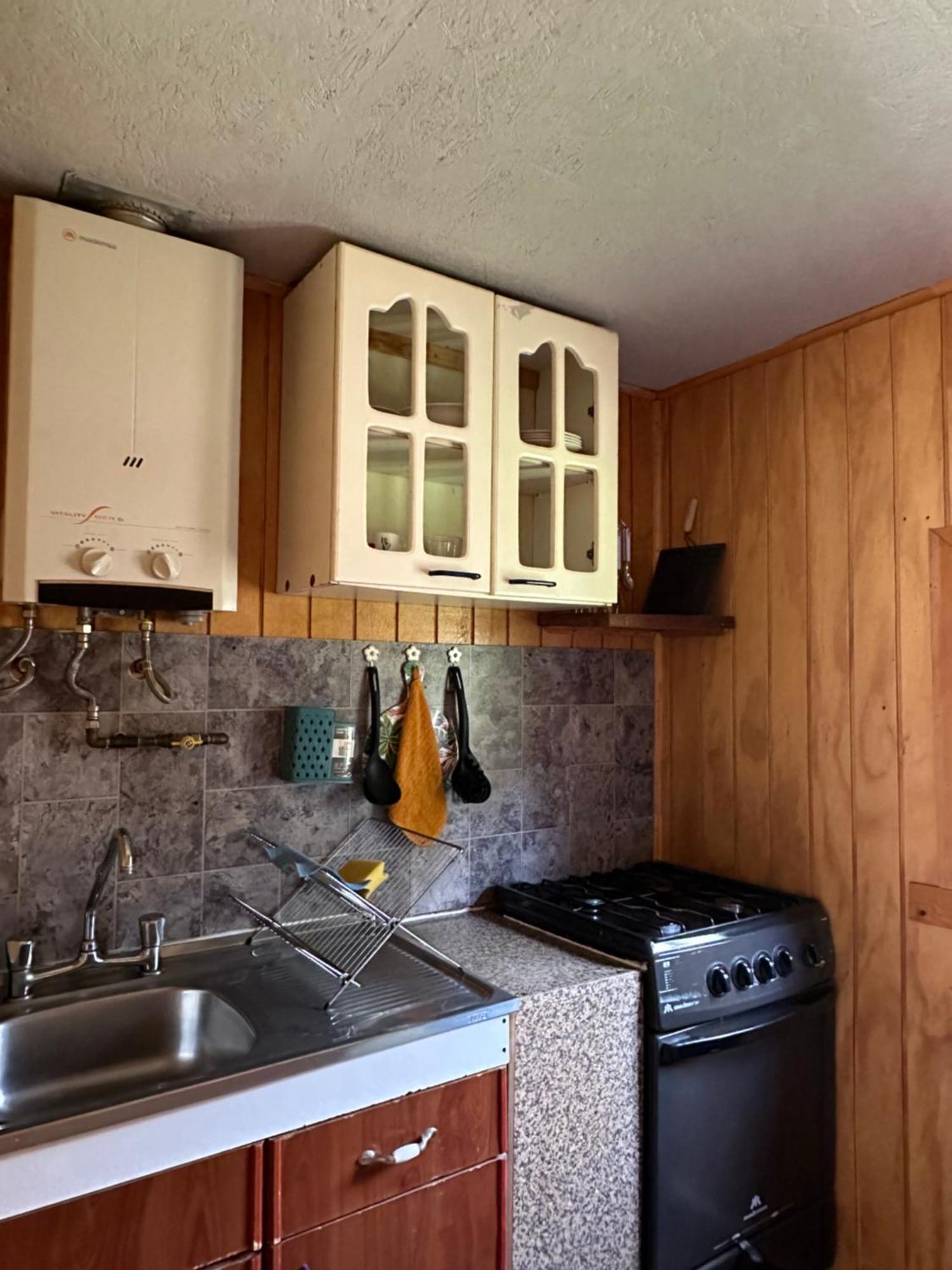 Cabanas Kuyen Austral Hornopiren Bagian luar foto